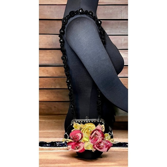 Vintage Mary Frances #1051 “Bed Of Roses” Shoulder Bag - Picture 9 of 11